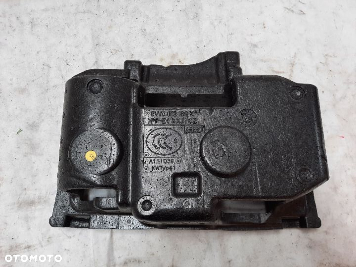 AUDI A4 B9 8W 2019r   STYROPIAN BAGAŻNIKA 8W0012169K - 3