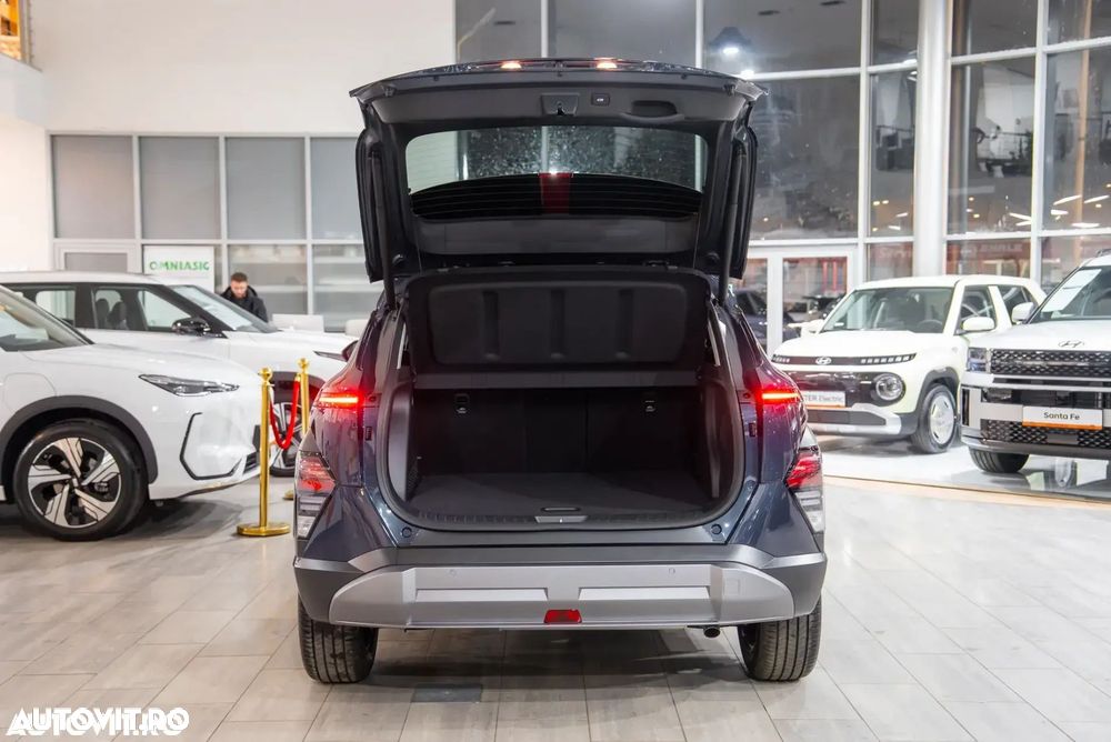 Hyundai KONA - 11
