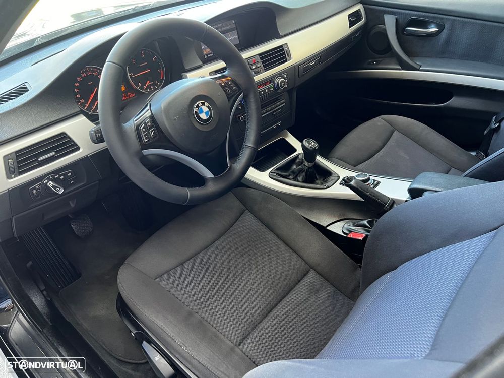 BMW 318 d Navigation - 7