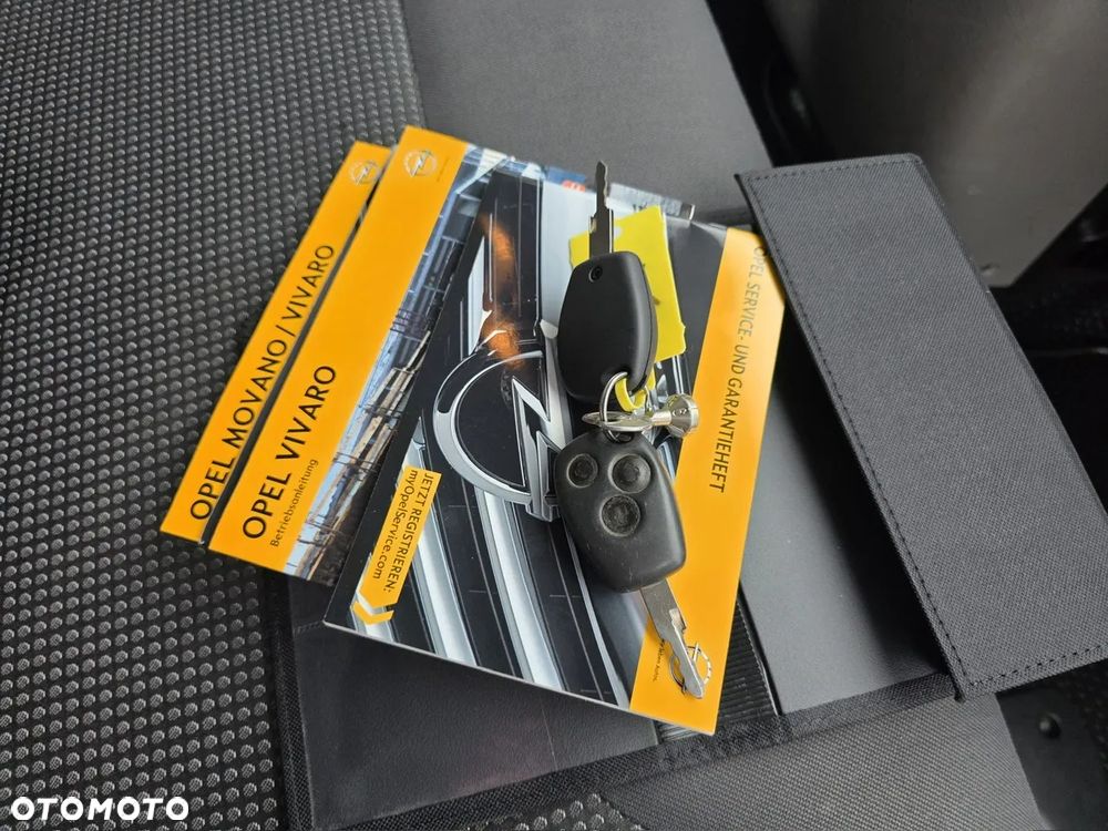 Opel Vivaro - 17
