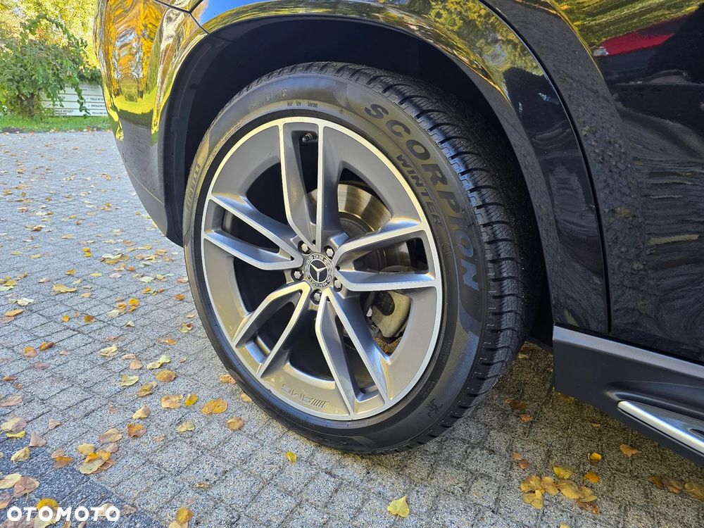 Mercedes-Benz GLE - 16