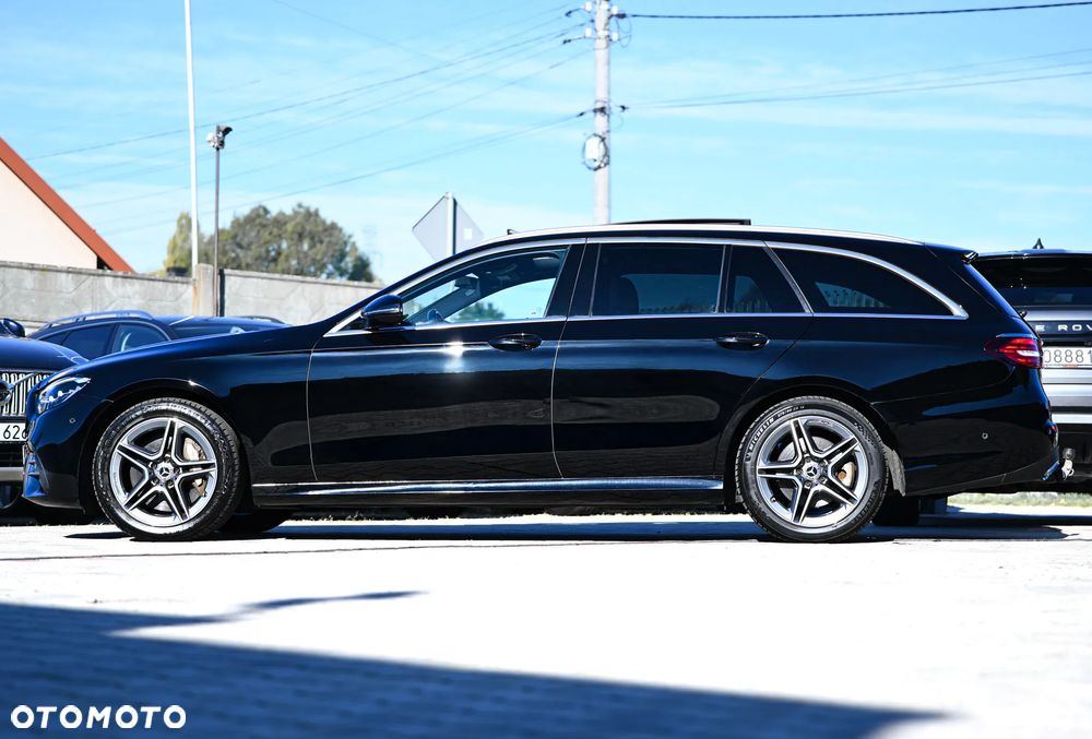 Mercedes-Benz Klasa E 300 9G-TRONIC AMG Line - 38