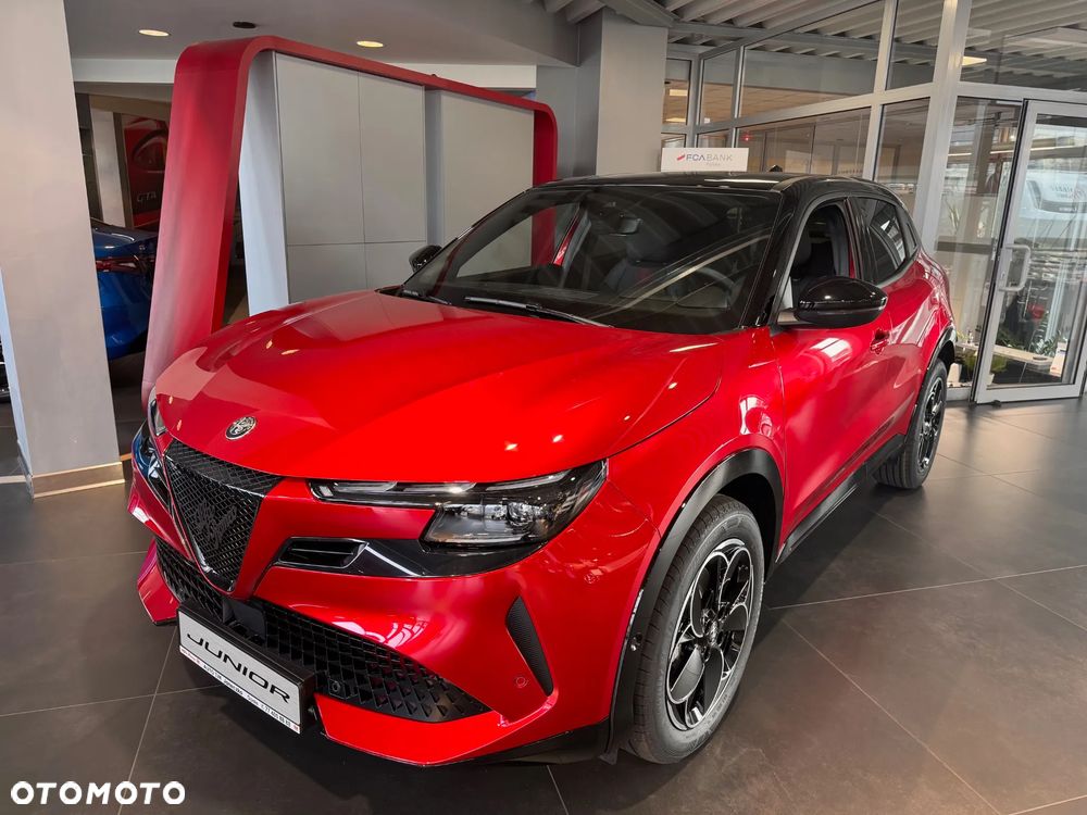 Alfa Romeo Junior 1.2 mHEV Ibrida Q4 eDCT