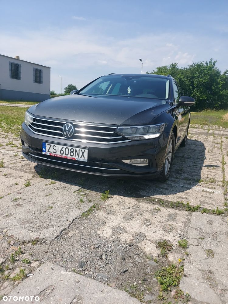 Volkswagen Passat 2.0 TDI EVO Business - 9
