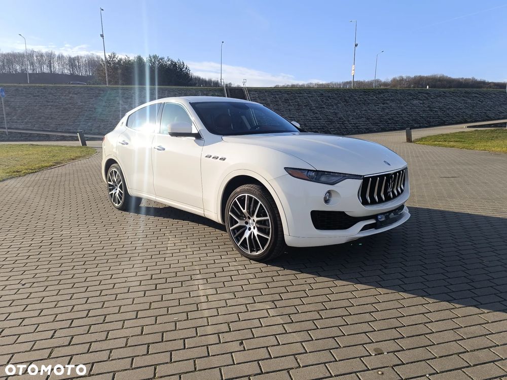 Maserati Levante Q4 - 5