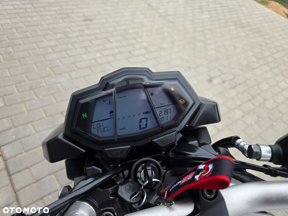 Yamaha MT - 9