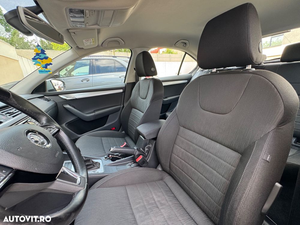 Skoda Octavia 1.6 TDI DPF DSG Ambition - 11