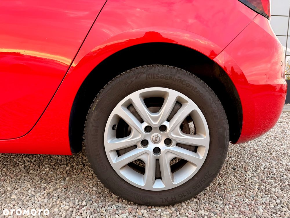 Opel Astra 1.6 CDTI Essentia - 18