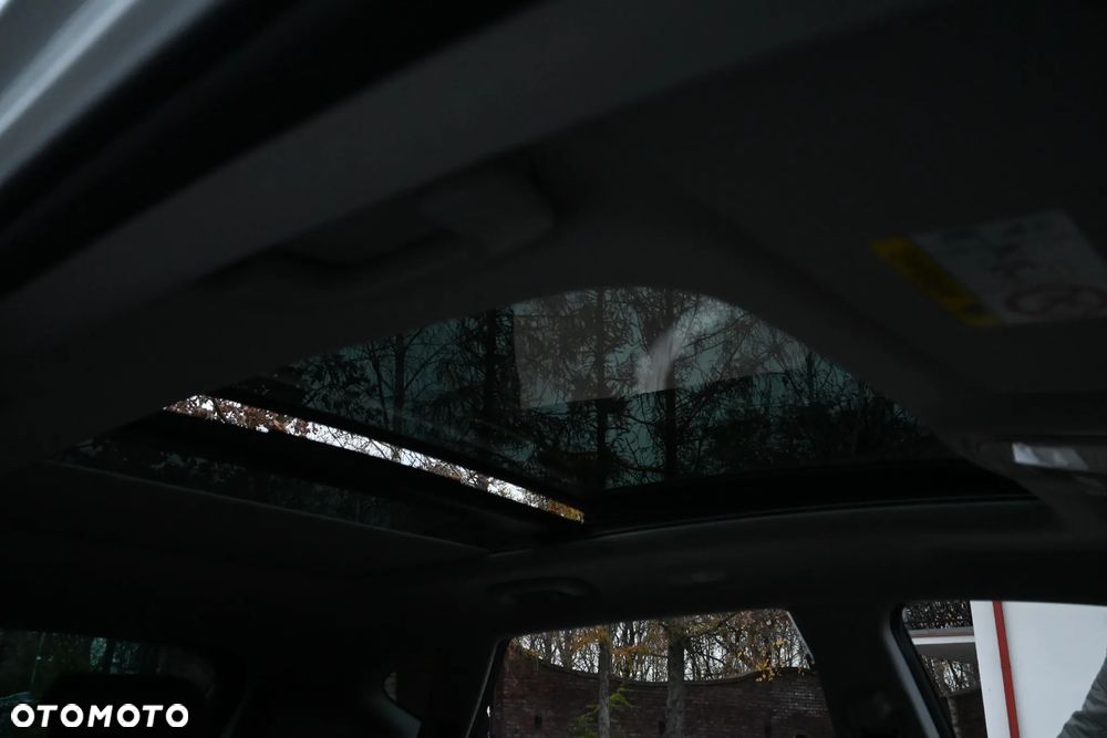 Hyundai Tucson 2.0 CRDi Premium 4WD - 40