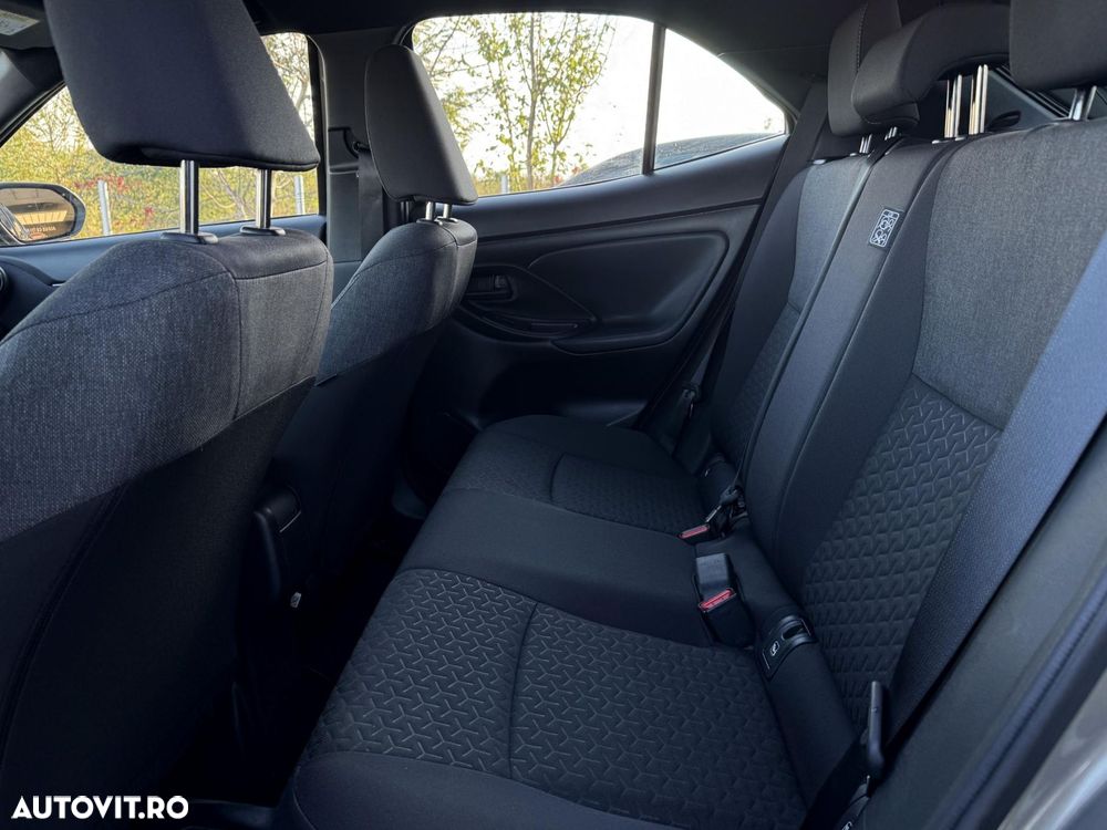 Toyota Yaris Cross - 25