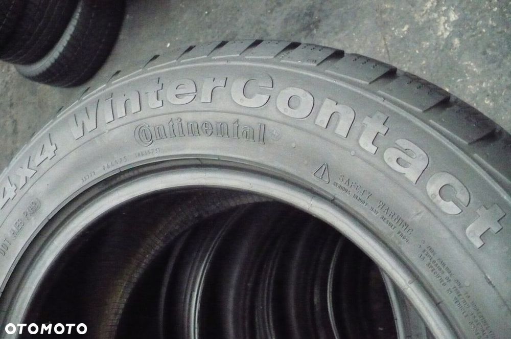2x CONTINENTAL 4x4 WinterContact 215/60R17 5,5mm - 4