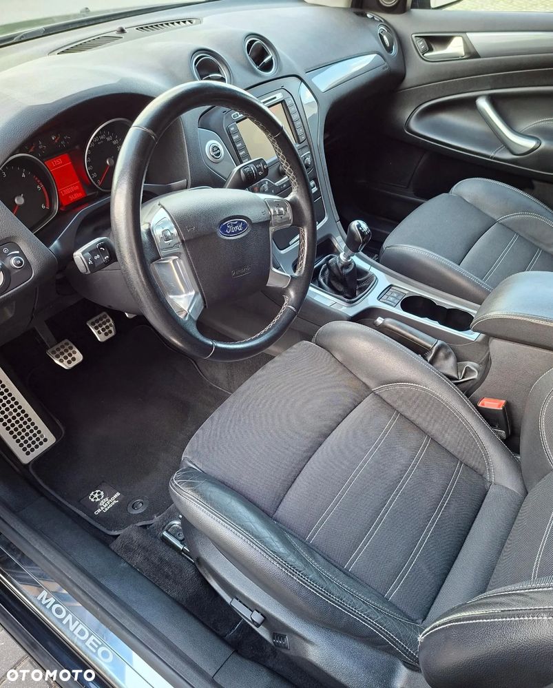 Ford Mondeo 2.0 TDCi Titanium X - 2