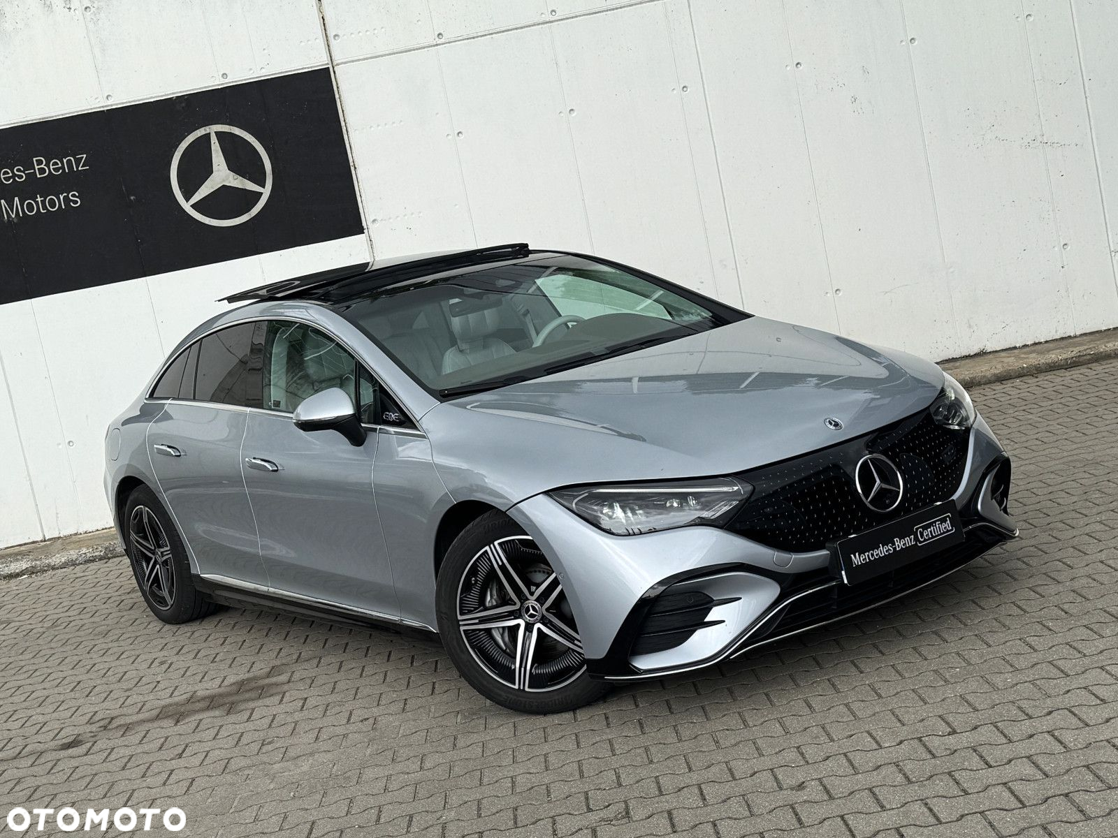 Mercedes-Benz EQE - 2