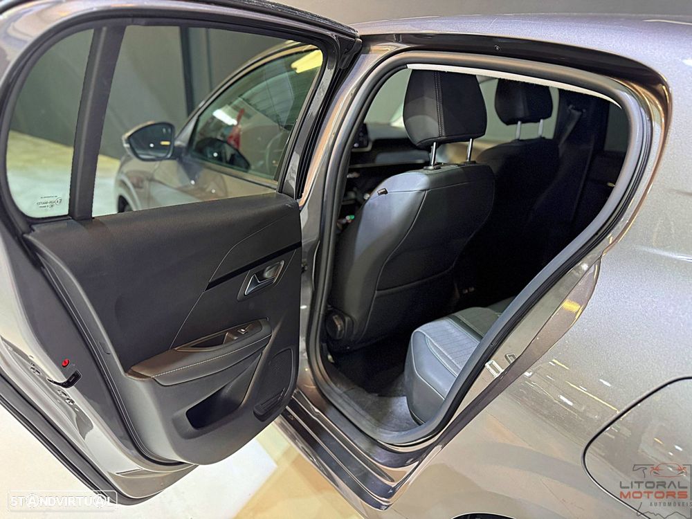 Peugeot 208 1.2 PureTech Allure Pack - 16