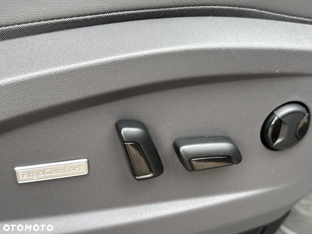 Volkswagen Multivan 2.0 TSI L2 Style DSG - 16