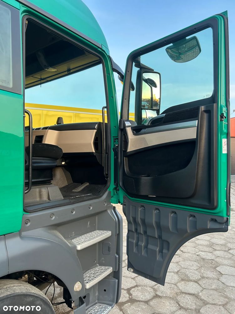 MAN TGX 18.460 KM RETARDER / PTO PRZYSTAWKA / NOWE HAMULCE PRZÓD i TYŁ / ORYGINALNY PRZEBIEG / DOSTĘPNE 3 SZTUKI !! - 36