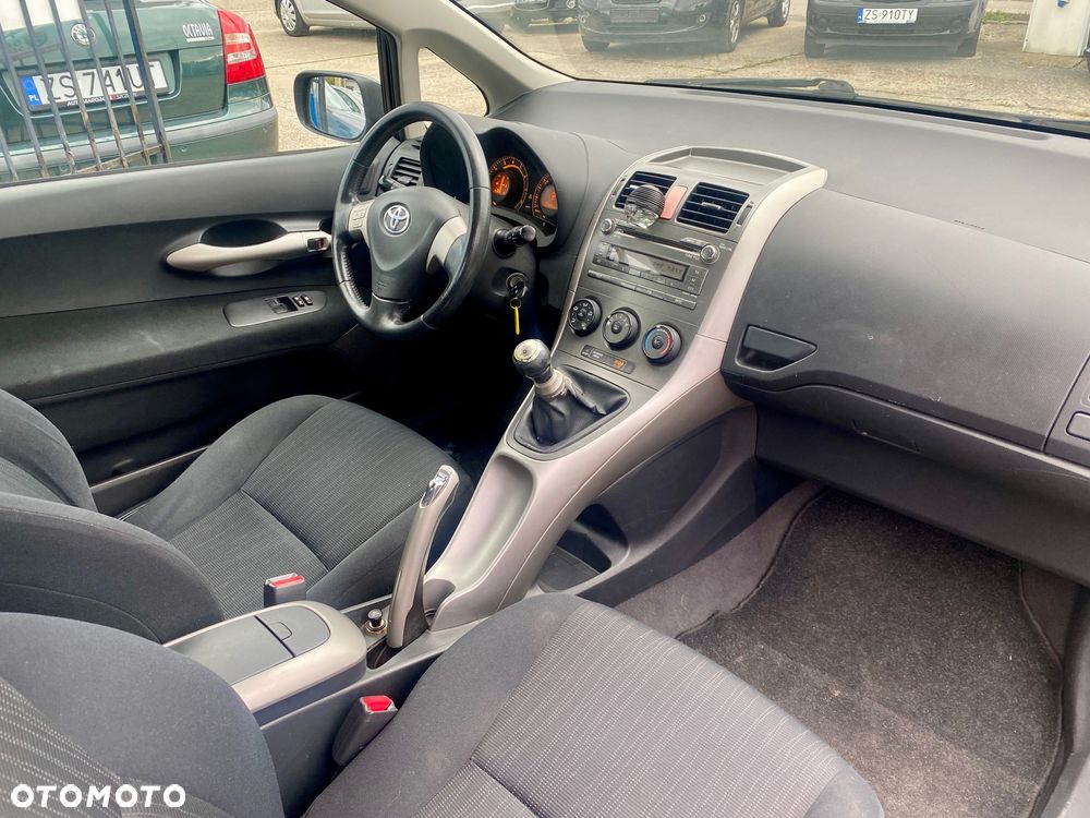 Toyota Auris 1.6 VVT-i Sol - 7