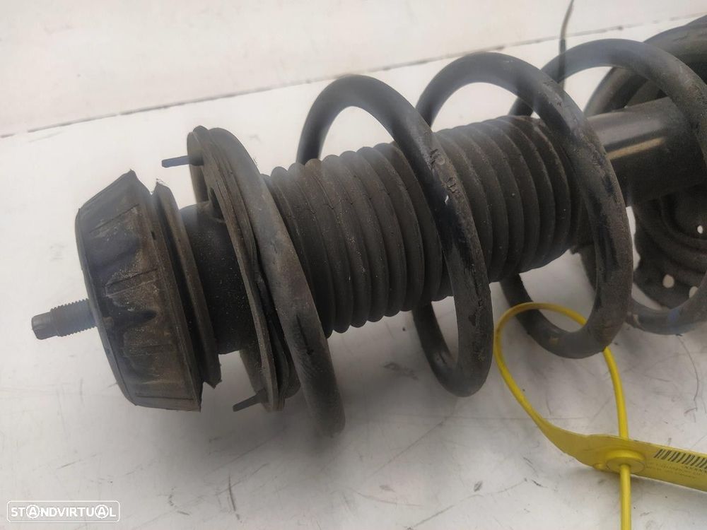 AMORTECEDOR FRONTAL ESQUERDO HYUNDAI I20 2014 - 1