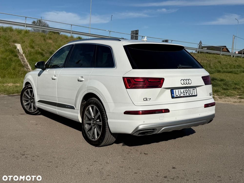 Audi Q7 - 3
