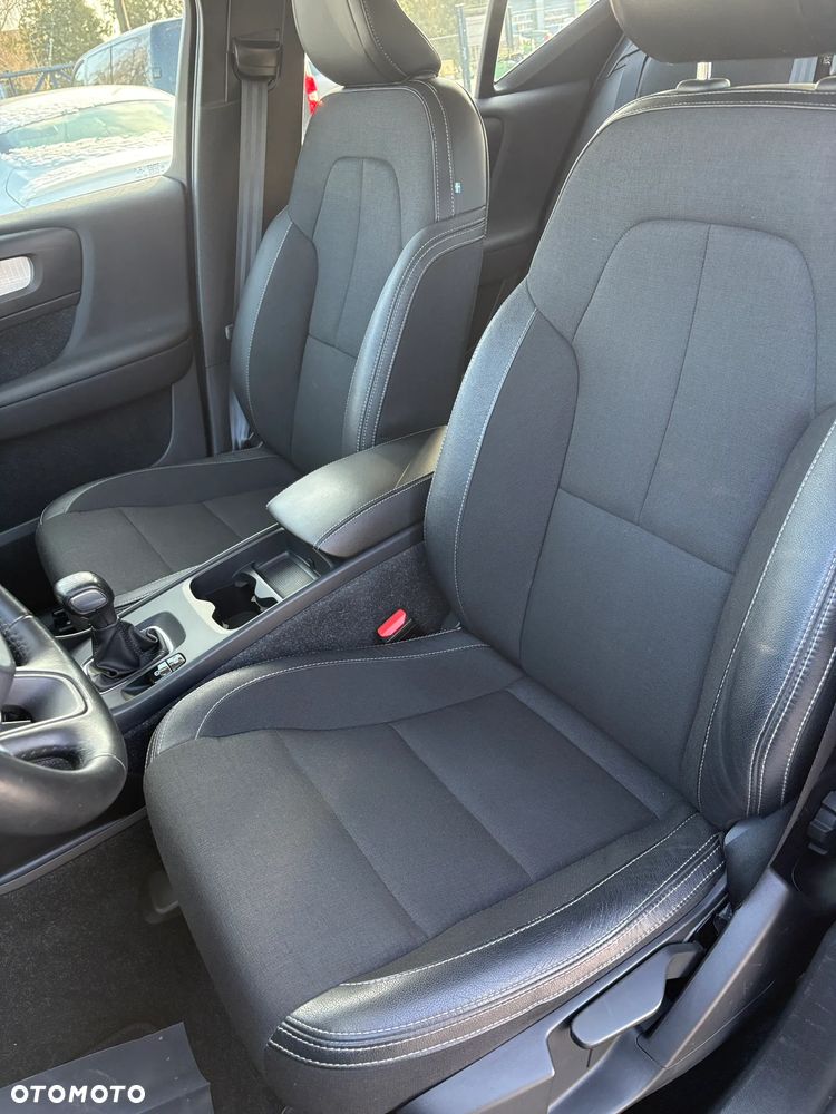 Volvo XC 40 D3 Momentum Pro - 20