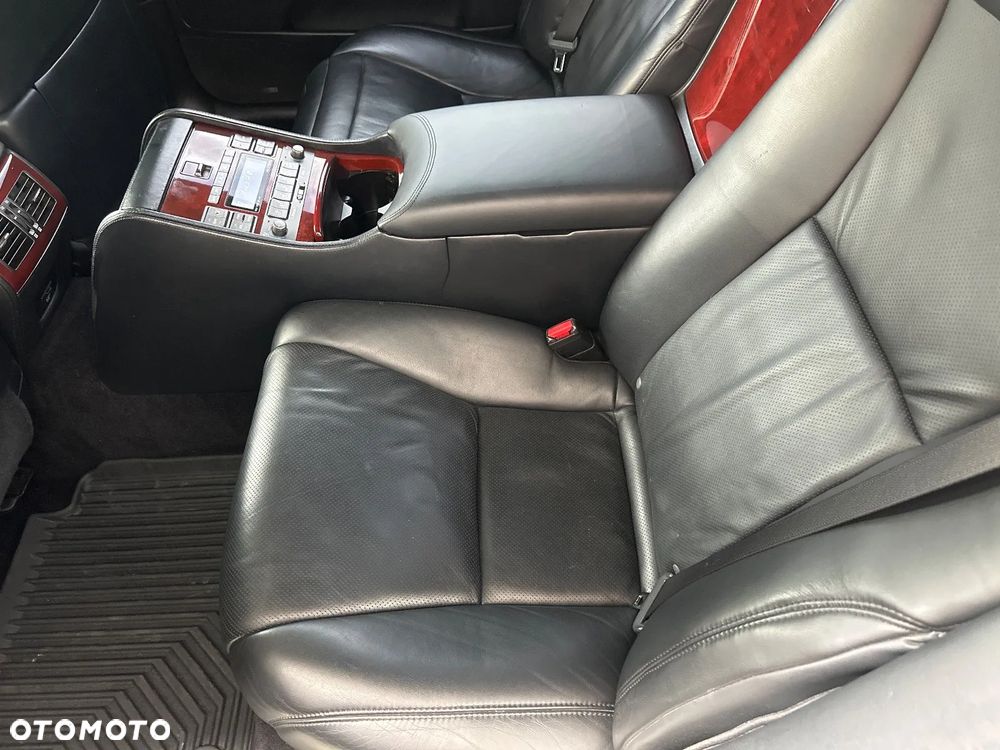 Lexus LS 600h Elite - 16