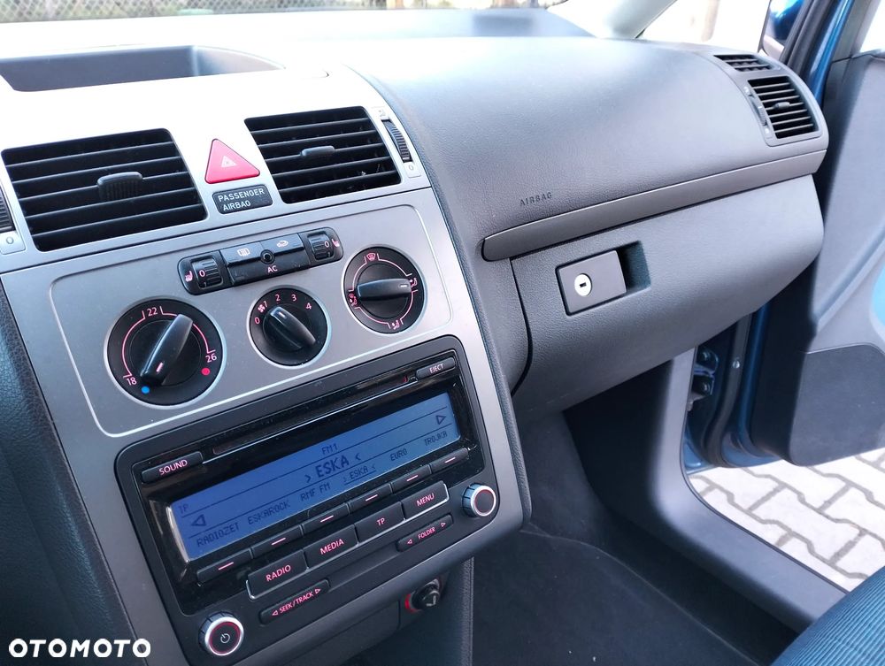 Volkswagen Touran 1.6 Trendline - 24