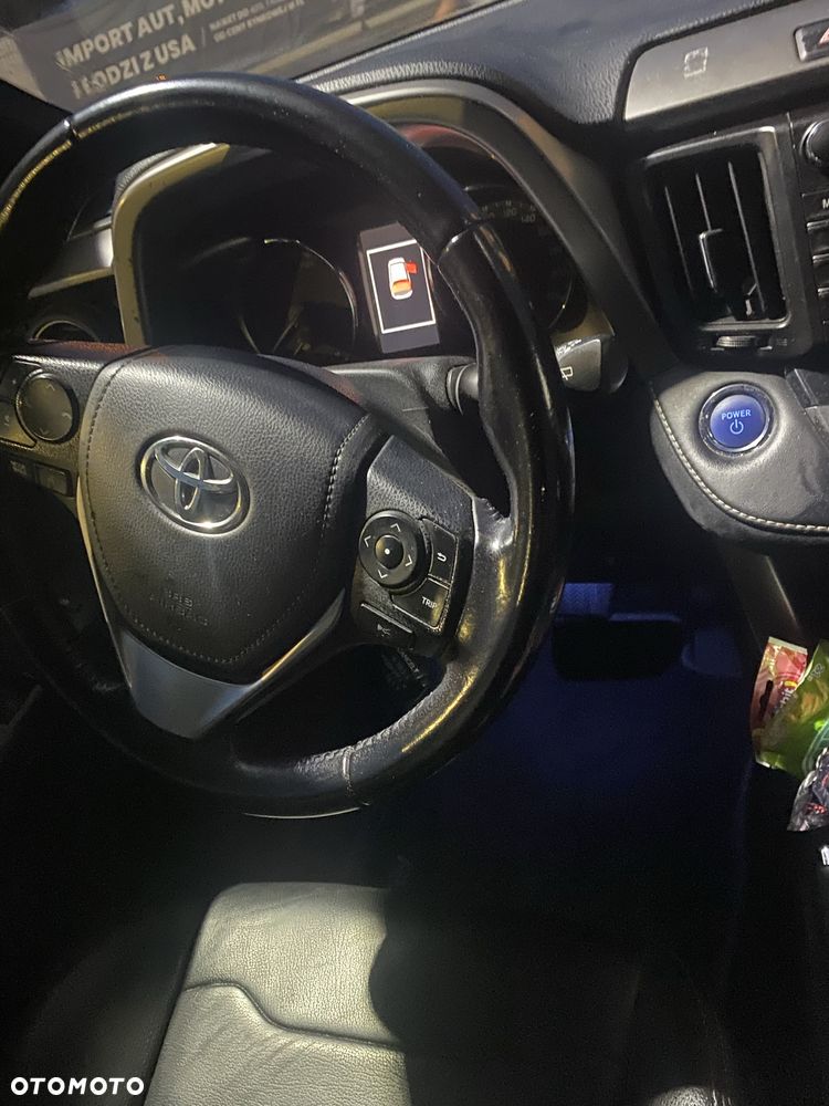 Toyota RAV4 - 5