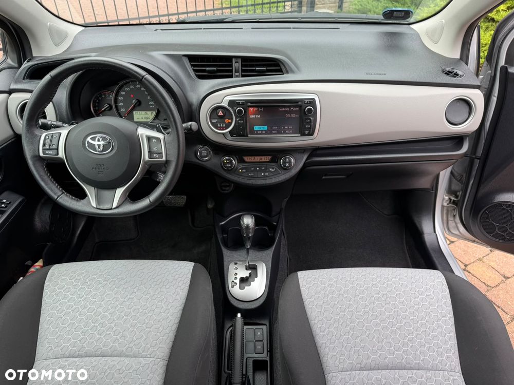 Toyota Yaris 1.33 VVT-i Multidrive S Executive - 10