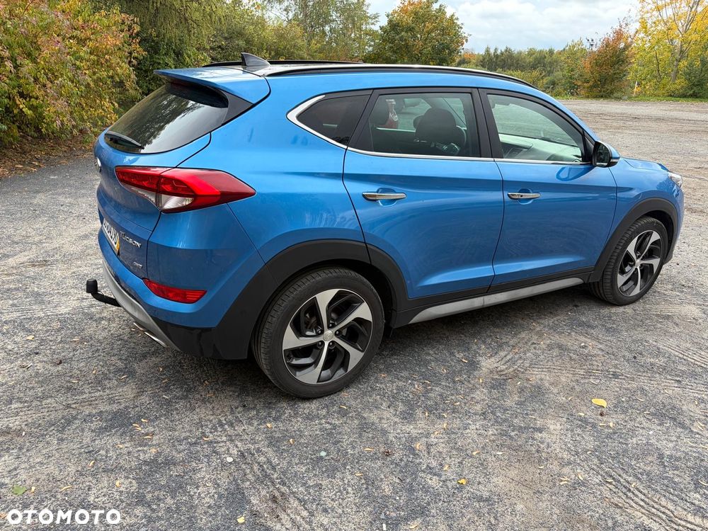 Hyundai Tucson 2.0 CRDI 4WD Automatik Premium - 18