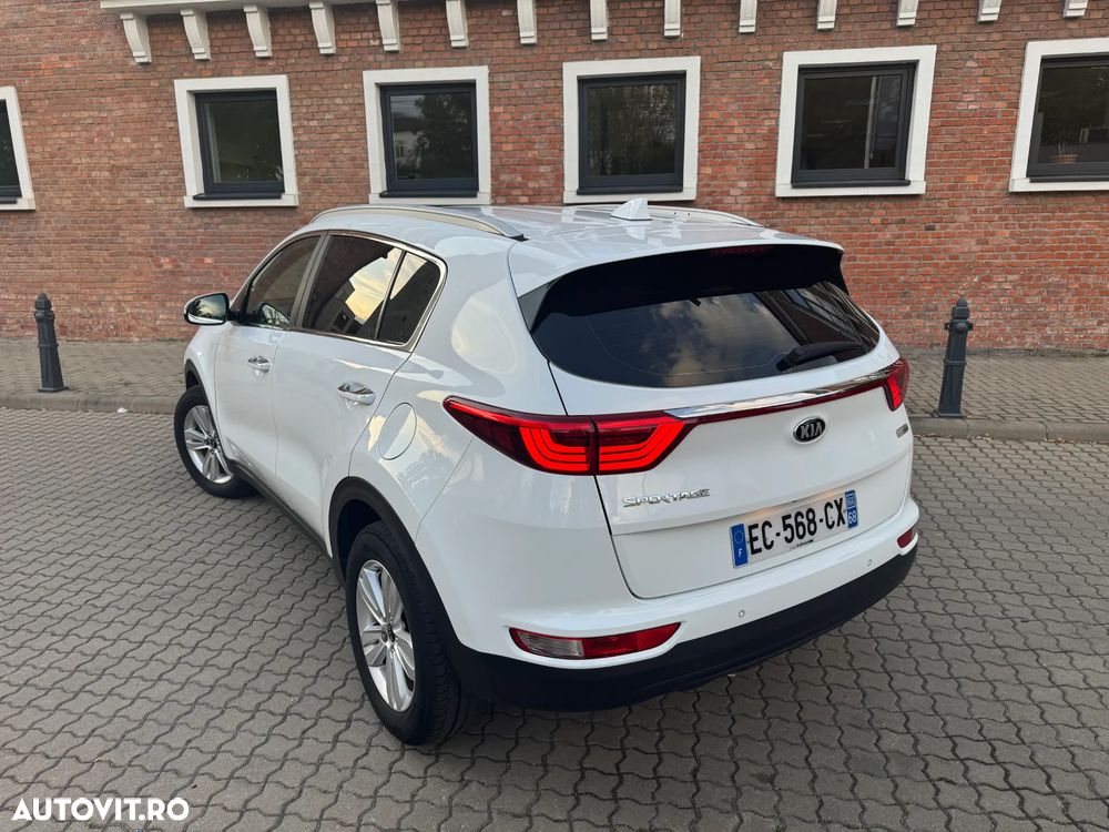 Kia Sportage 1.7 CRDI 2WD Spirit - 4