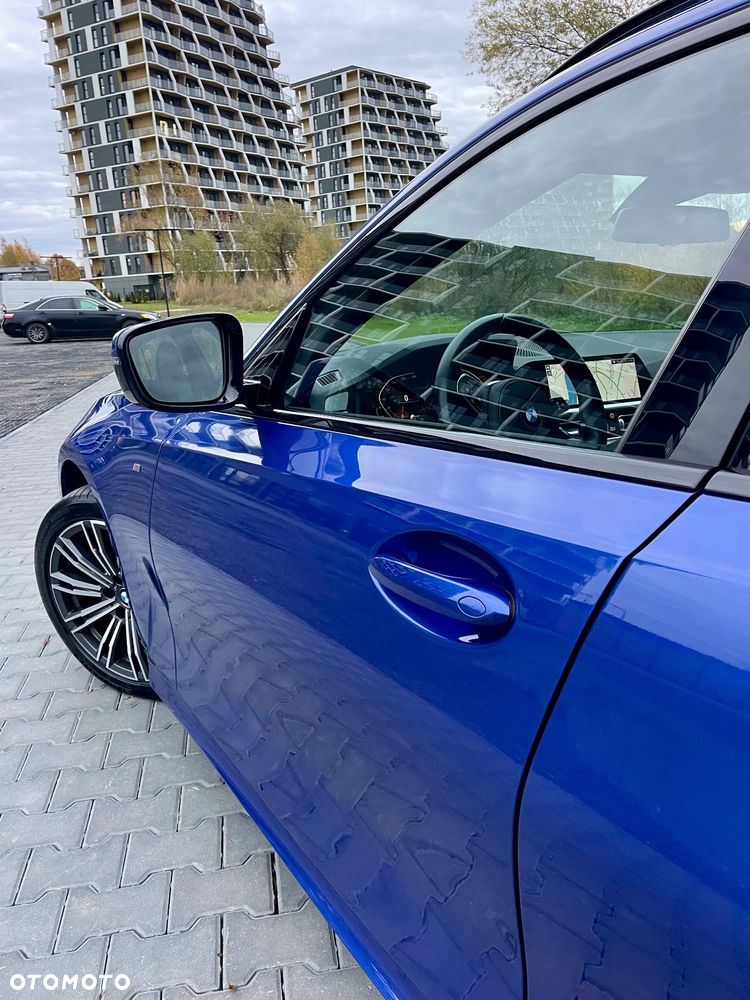 BMW Seria 3 320d M Sport - 30