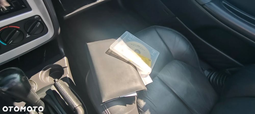 Chrysler Stratus LX 2.5 - 20