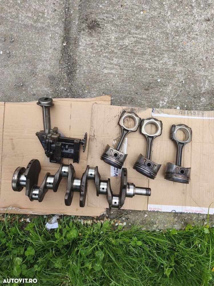 Vibrochen pistoane pompă de ulei 1.6 16v Renault Megane 2 - 8