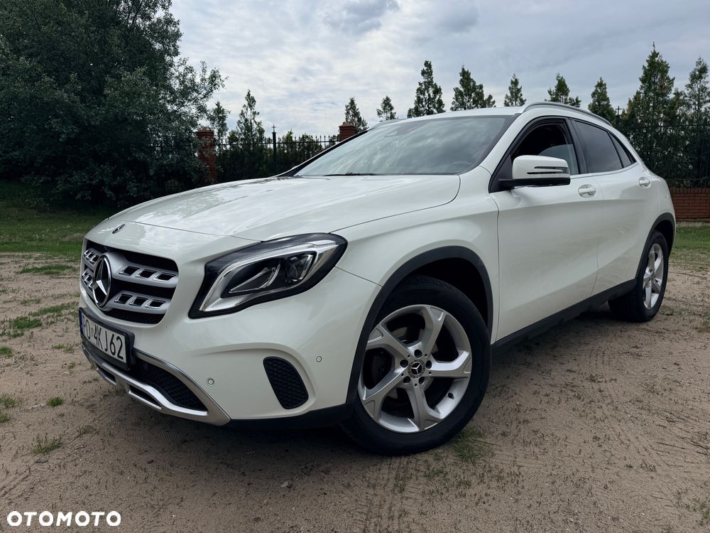 Mercedes-Benz GLA 200 7G-DCT AMG Line - 1