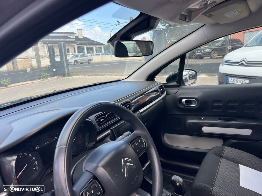 Citroën C3 1.2 PureTech Shine - 16