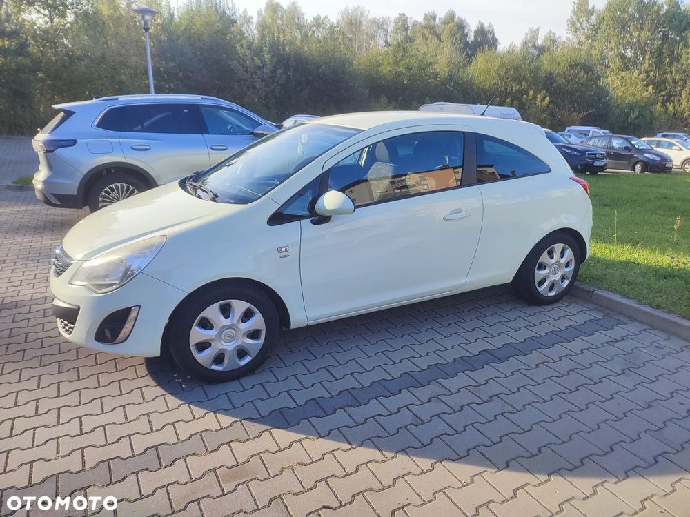 Opel Corsa 1.4 16V Satellite - 3