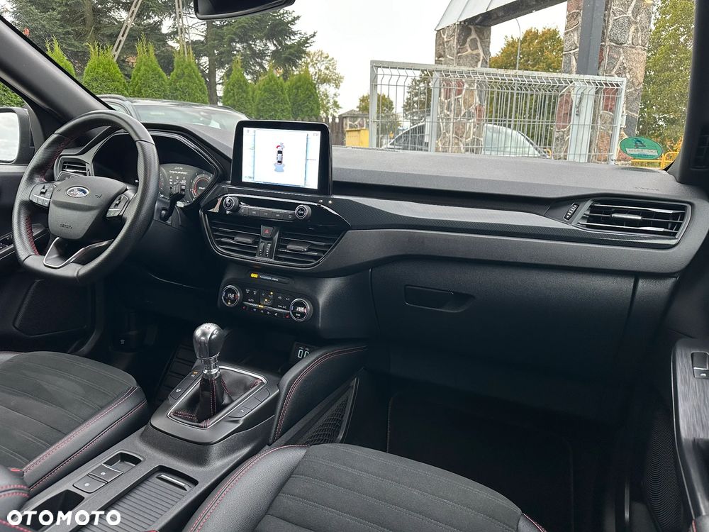 Ford Kuga 1.5 EcoBoost ST-LINE X - 23