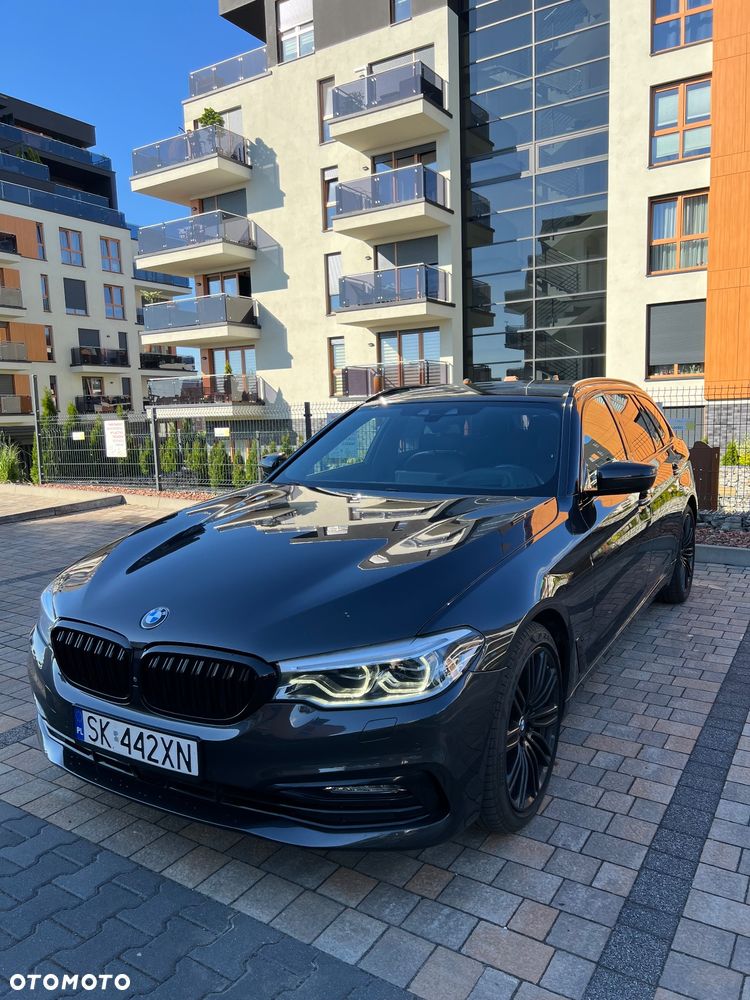 BMW Seria 5 530d xDrive Sport Line sport - 1