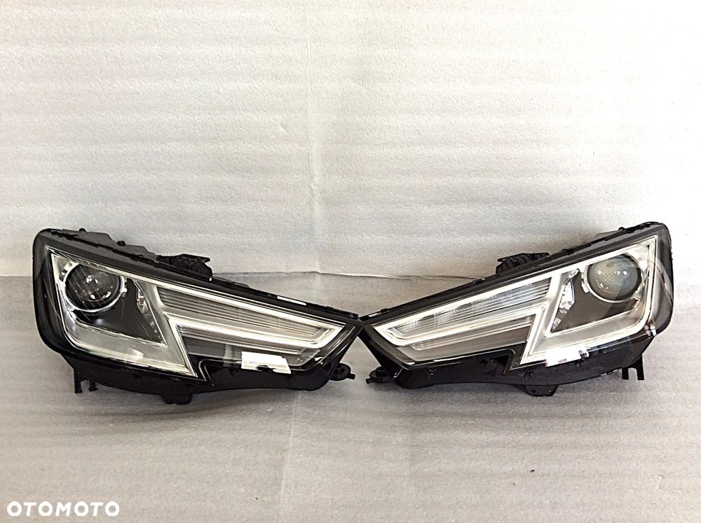 REFLEKTOR LAMP KSENON AUDI A4 B9 2015- 8W0941006 8W0941005