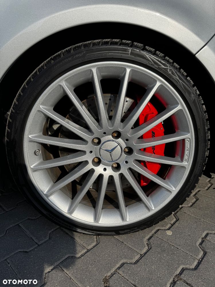 Mercedes-Benz CLA 45 AMG 4Matic 7G-DCT - 25