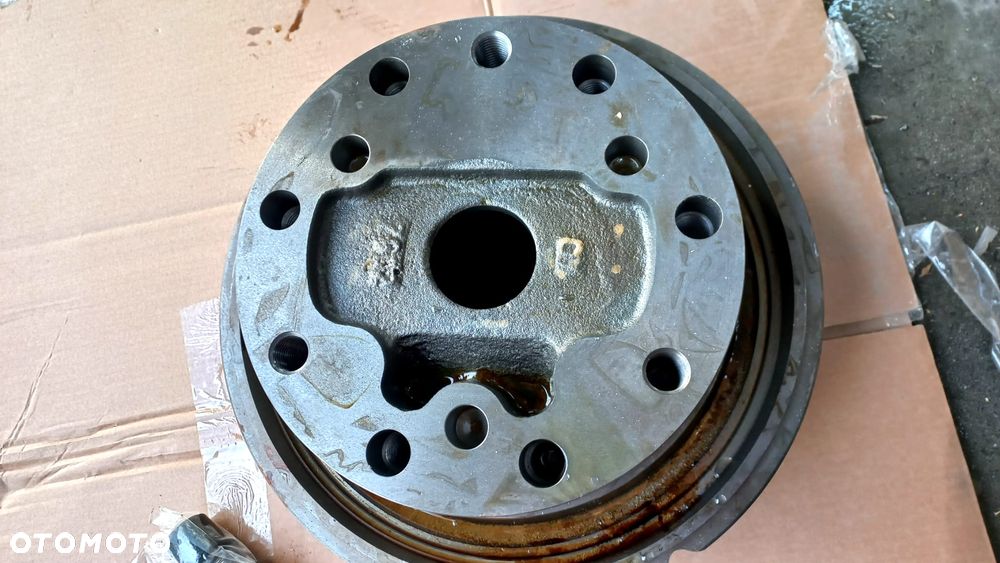 kołnierz silnika hydraulicznego   lz013140 l15b006235 case cx210d lc - 13