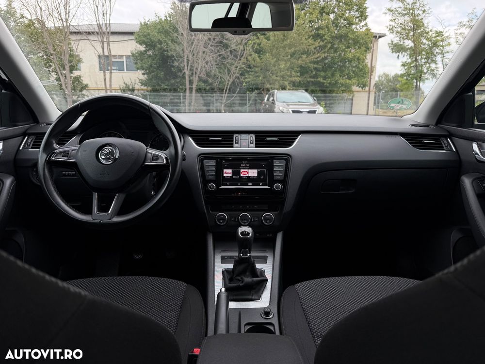 SKODA Octavia 2015 — imagine 13