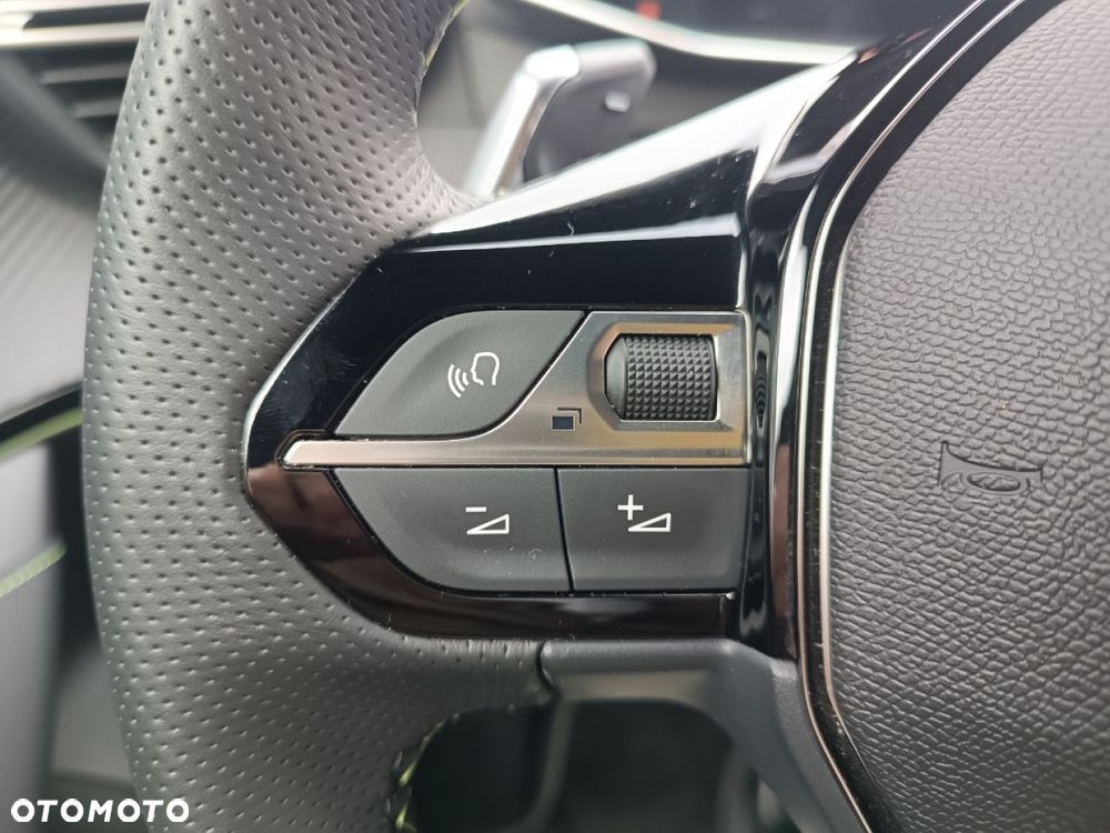 Peugeot 2008 - 22