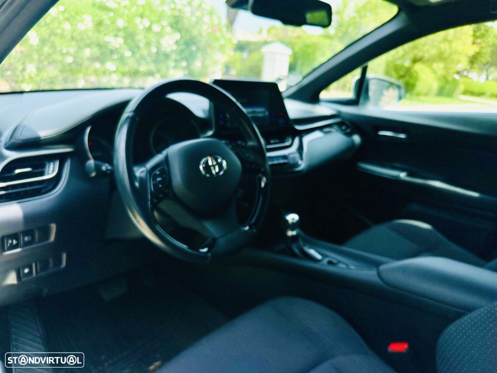 Toyota C-HR 1.8 HSD Comfort+P.Style - 9