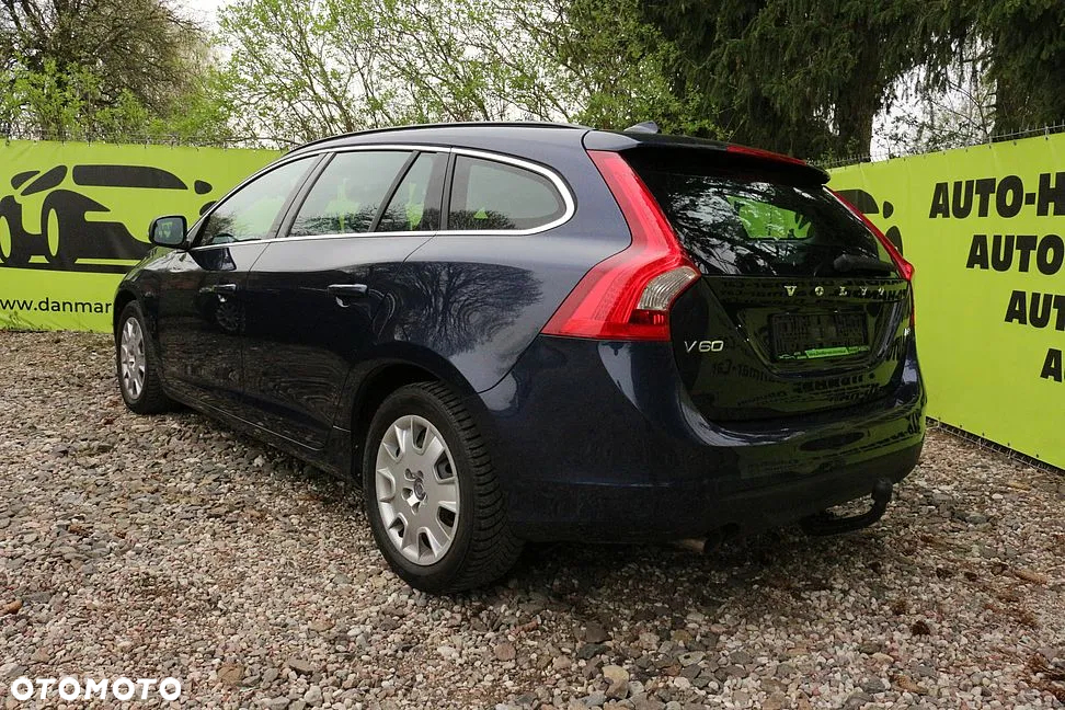 Volvo V60 D3 Geartronic Momentum - 4