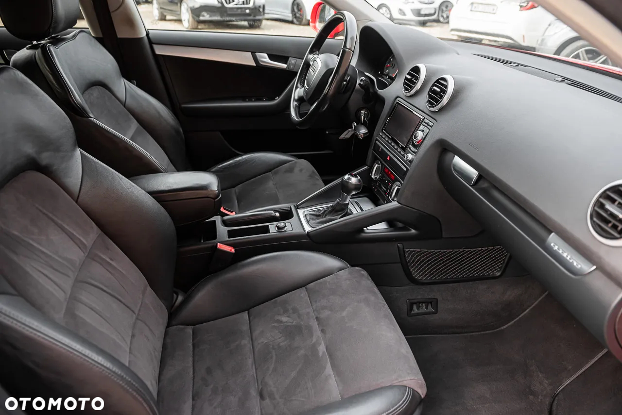 Audi A3 2.0 TFSI Quattro Ambition S tronic - 28