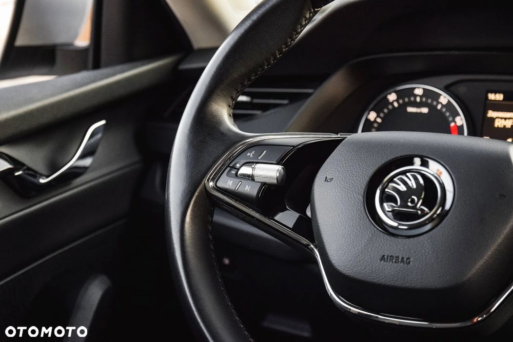 Skoda Octavia 1.5 TSI ACT Ambition - 35