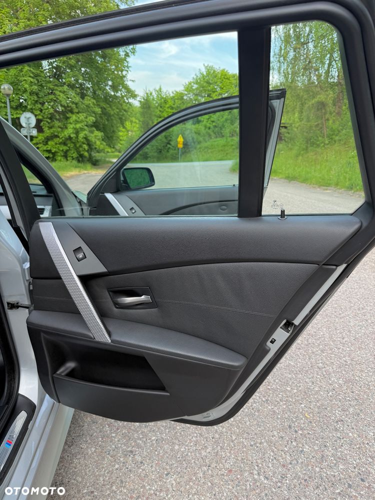 BMW Seria 5 530d - 26