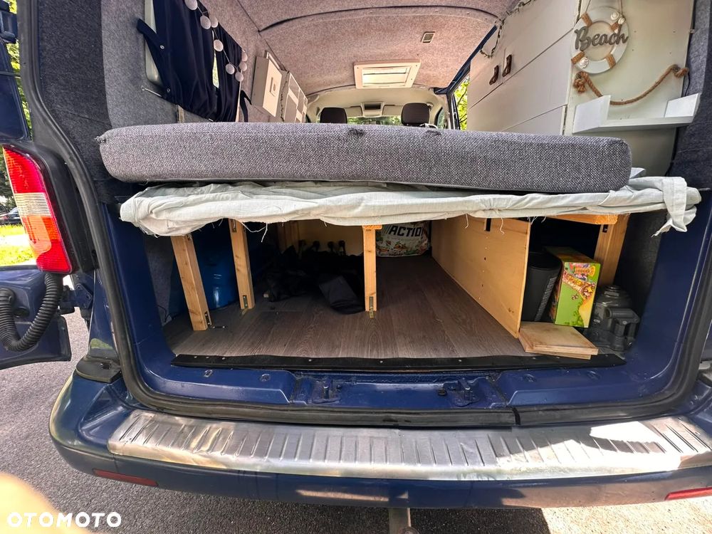Volkswagen Transporter - 8