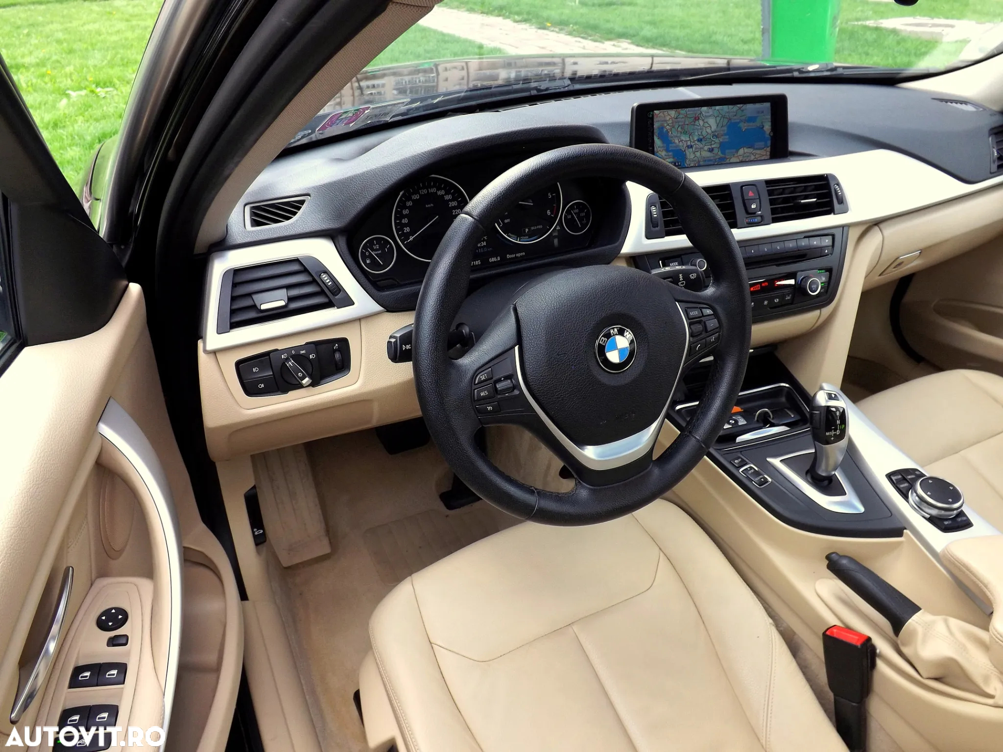 BMW Seria 3 320d Efficient Dynamic Edition Aut. Luxury Line - 14